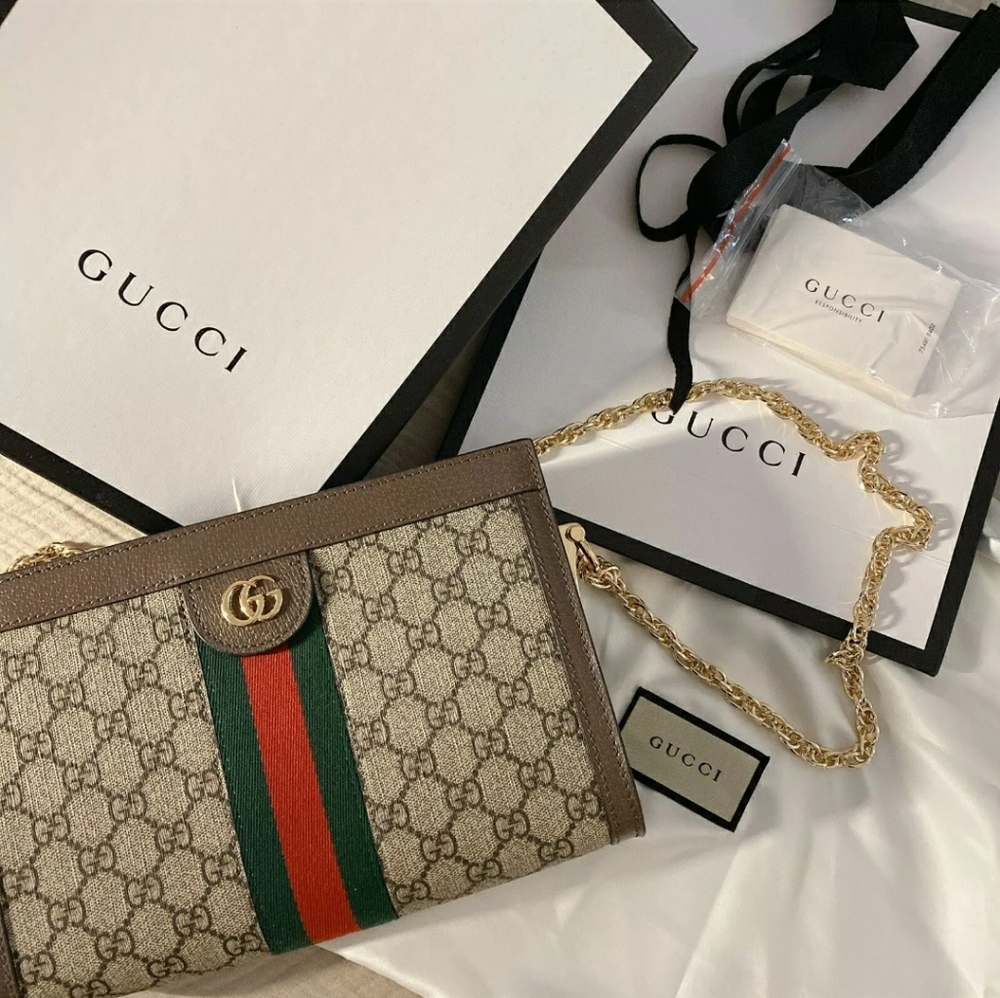 Authentic Gucci small shoulder bag
